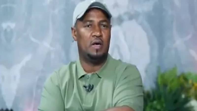 بالفيديو .. قصة الهدف الذي أوقف مباراة النصر والروضة 40 دقيقة قبل 28 عاما