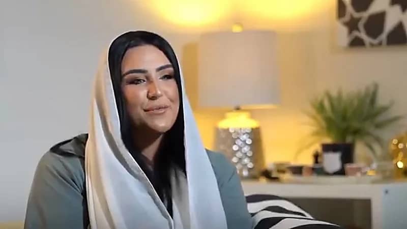 مقيمة أمريكية: المملكة أتاحت لي الكثير من الفرص مع رؤية 2030 (فيديو)