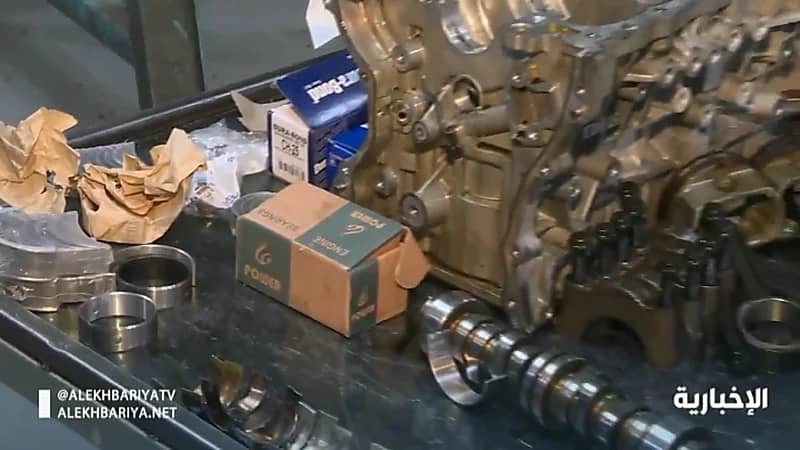 بال‏فيديو.. سوء التنظيم في ورش صيانة السيارات يدفع العمالة الوافدة للغش والتلاعب والاحتيال