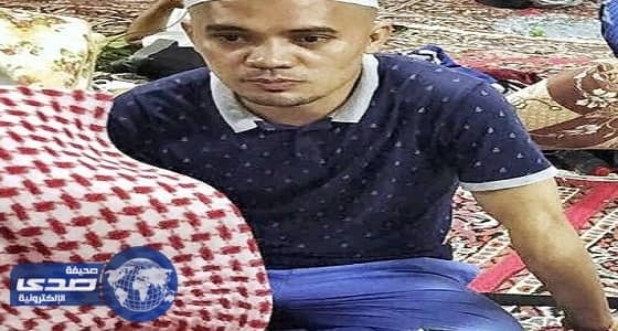 خادم كنيسة يعتنق الاسلام ويعمل بائع شاي بالمملكة