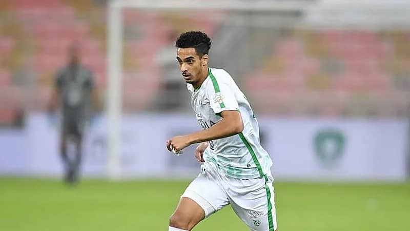 الأهلي يحدد مستقبل الأسمري 