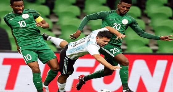 إصابة الأرجنتيني أغوريو تهدد حياته الكروية