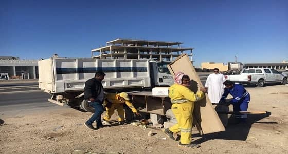 صور.. بلدية الرياض تواصل جولاتها على الباعة المخالفين بالقصيم