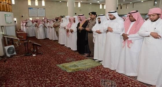 بالصور.. جموع المصلين تشيع شهيد الواجب الوكيل رقيب عسيري