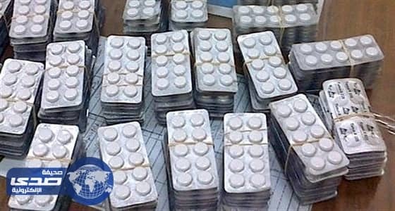 إحباط محاولة تهريب 1231 قرص مخدر بقرية البضائع المصرية