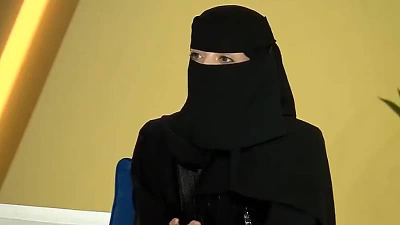 محامية: التشهير والابتزاز عبر المنصات الرقمية جرائم يعاقب عليها النظام.. فيديو