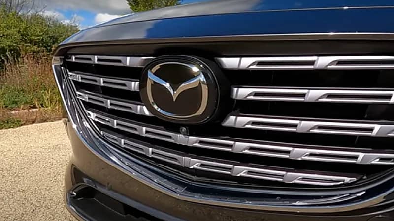 مازدا تطرح نماذج مميّزة من أشهر سياراتها الكروس أوفر