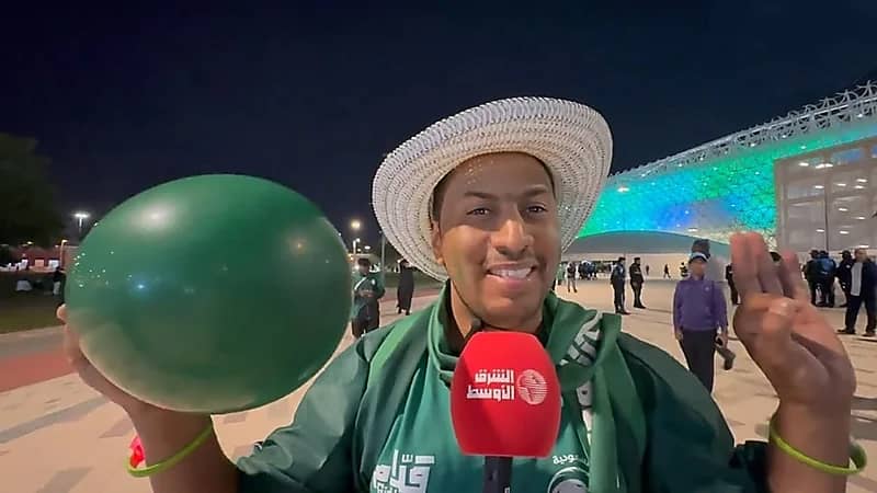 مشجع للأخضر : بالونة البليهي اليوم نافخها نافخها .. فيديو