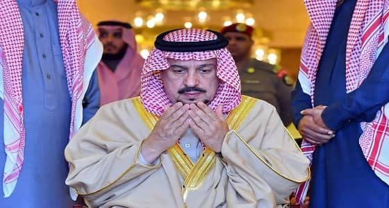 بالصور.. أمير الرياض يؤدي مع جموع المصلين " صلاة الاستسقاء "