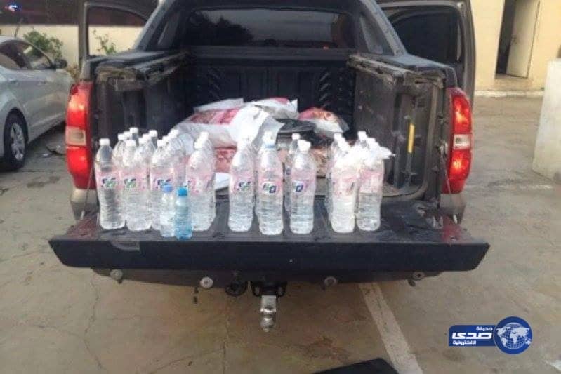 امن الطرق يضبط شخصين بحوزتهما 36 قارورة من المُسكر بمكة