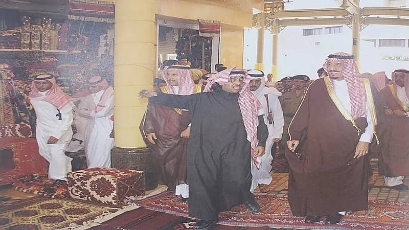 صورة مميزة للملك سلمان في افتتاح مشروع تطوير سوق الزل