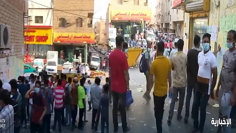 شاهد.. عمالة مستهترة تضرب بالاحترازات عرض الحائط في حي الوزارات