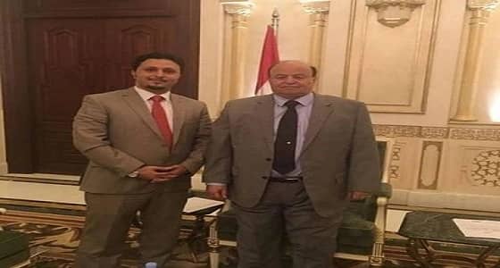 مستشار وزير الإعلام اليمني مع الشرعية ظاهريا.. وقلبه متعلق بالجزيرة