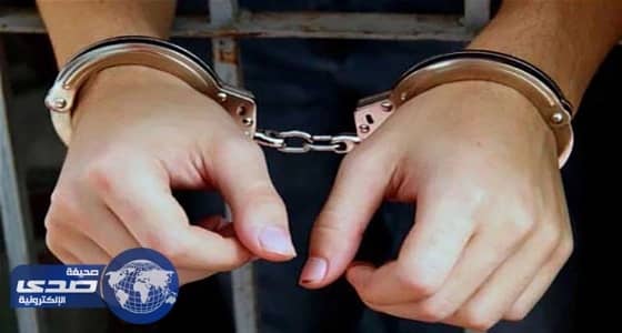 شرطة المدينة تطيح بمواطن كسر وسرق ٤ مركبات