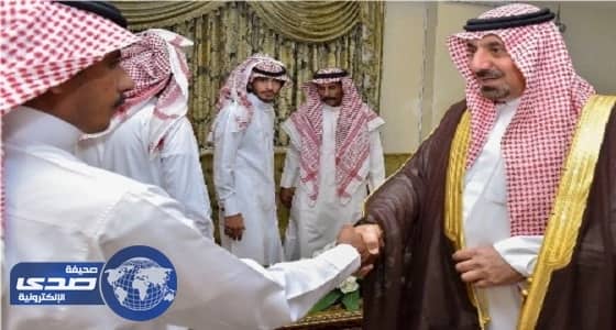 أمير منطقة نجران يهنيء ذوي القتيل هادي بن مسفر لاختيارهم الصلح