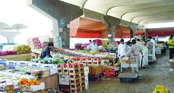 التجار يحذرون من توطين السوق المركزي بجدة بنسبة 100%