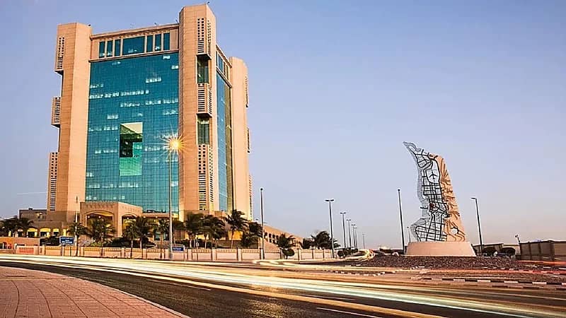 أمانة جدة تضبط شقة سكنية لتزوير ماركات الملابس