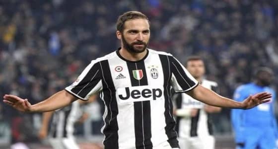 اليوفي يفكر في بيع هيجواين ويجد بديلًا من تشيلسي