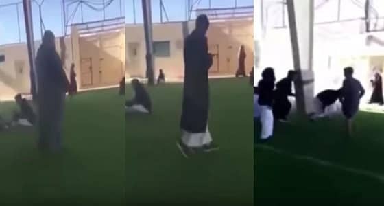 بالفيديو.. متهور يساعد الطلاب في الهروب من المدرسة