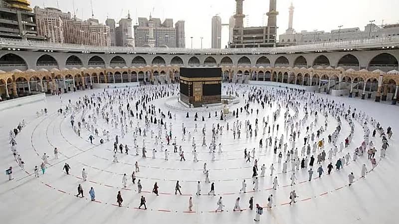 الحج والعمرة: لا يمكن إلغاء حجز المرأة المرتبطة بمحرم