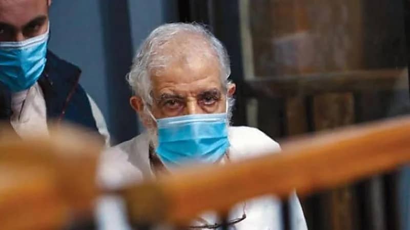 محكمة مصرية تقضي بالسجن المؤبد للإخواني محمود عزت