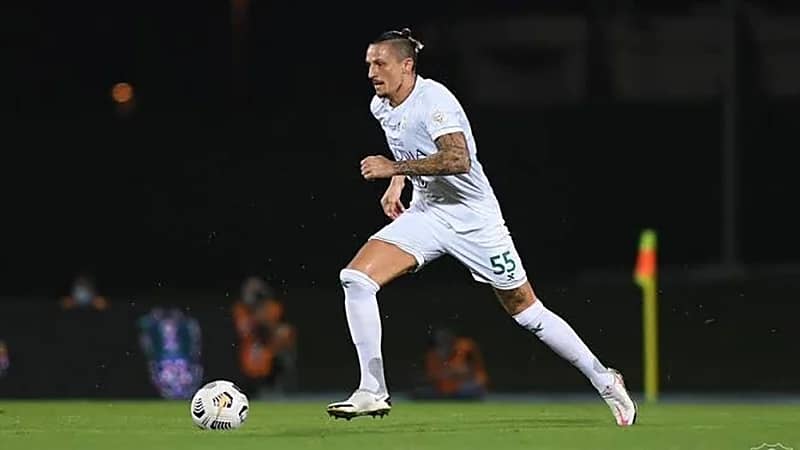 رسالة خاصة من فيجسا لجماهير الأهلي بعد عودته للمملكة