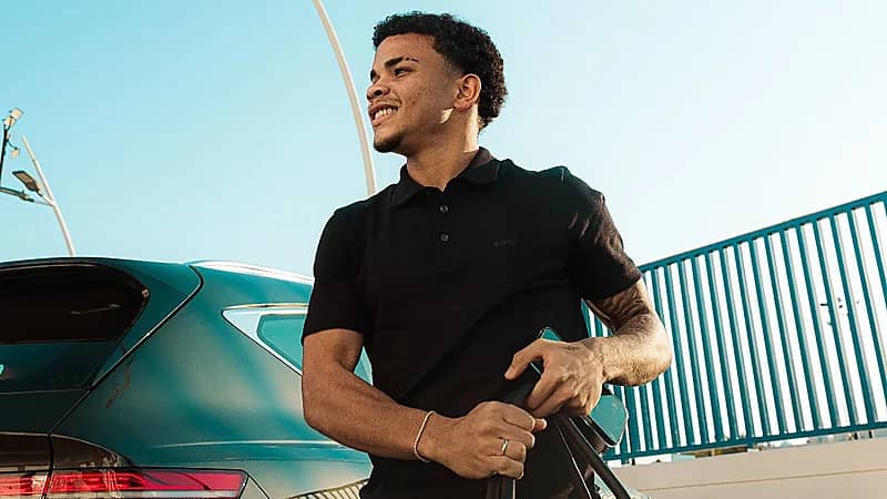 سيزار: مرحبًا جماهير الهلال أنا هنا في الرياض .. فيديو