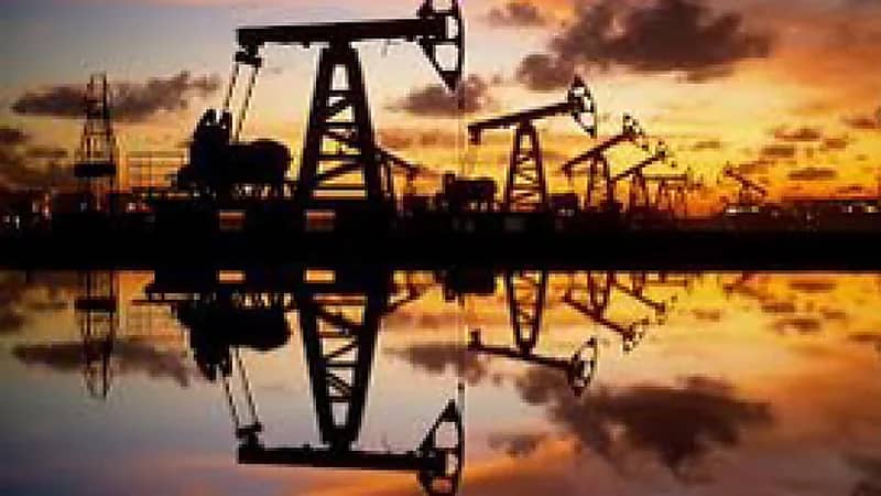 هبوط عدد منصات التنقيب عن النفط بأمريكا