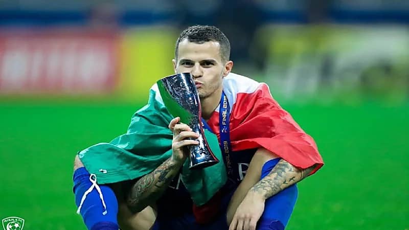 جيوفينكو يتلقى عرضا من نادي أمريكي