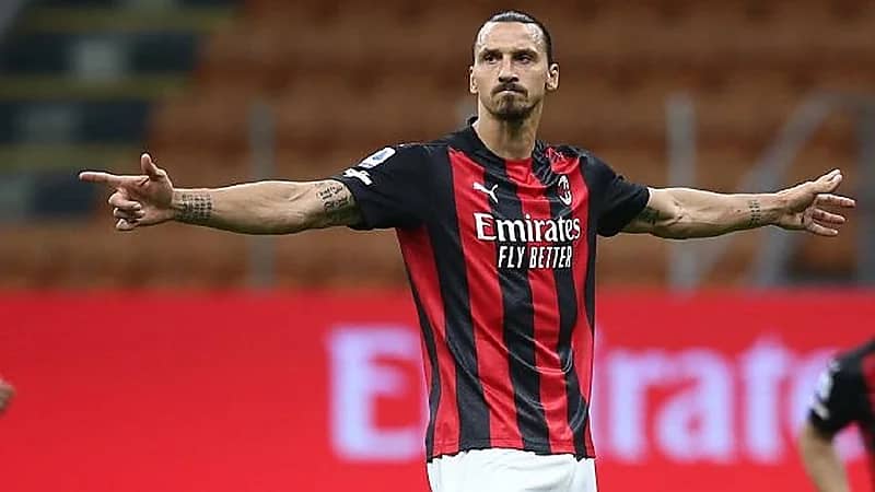 تطورات جديدة تبشر ببقاء إبراهيموفيتش مع ميلان