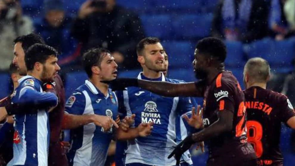 أومتيتي يتعرض للإهانة العنصرية من لاعبي إسبانيول