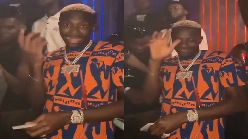 انتقادات نيجيرية واسعة لـ أوسيمين بعد ظهوره في نادٍ ليلي وهو يرمي الأموال.. فيديو