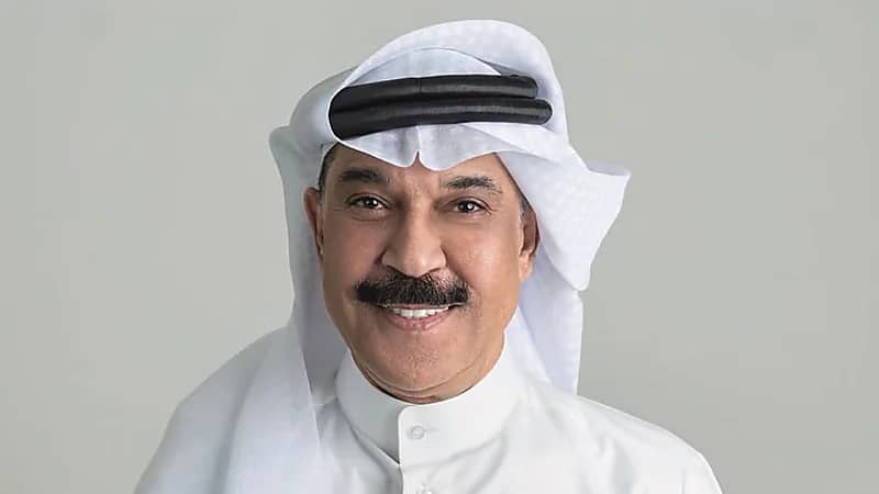 نجل الفنان عبدالله الرويشد يطمئن الجمهور عليه