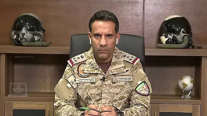 التحالف: الحوثيون تعمدوا استهداف أحد المراكز التجارية بخميس مشيط بصاروخ باليستي