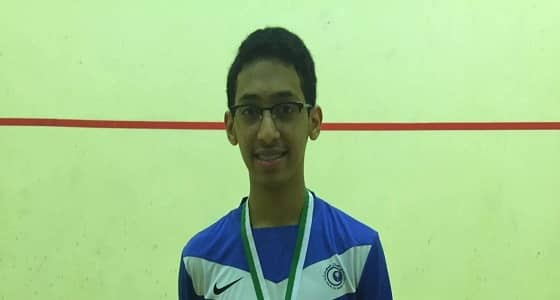 لاعب الهلال ناصر الحازمي يتوج بنخبة الإسكواش