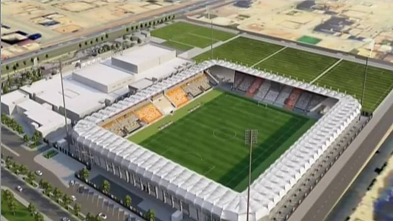 عروض عدة على ملعب الشباب