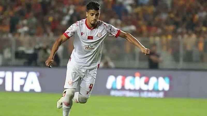 رفع العقوبة عن لاعب الكويت