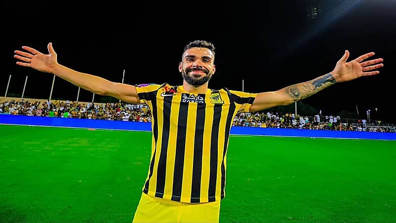 عروض برازيلية تستهدف هنريكي