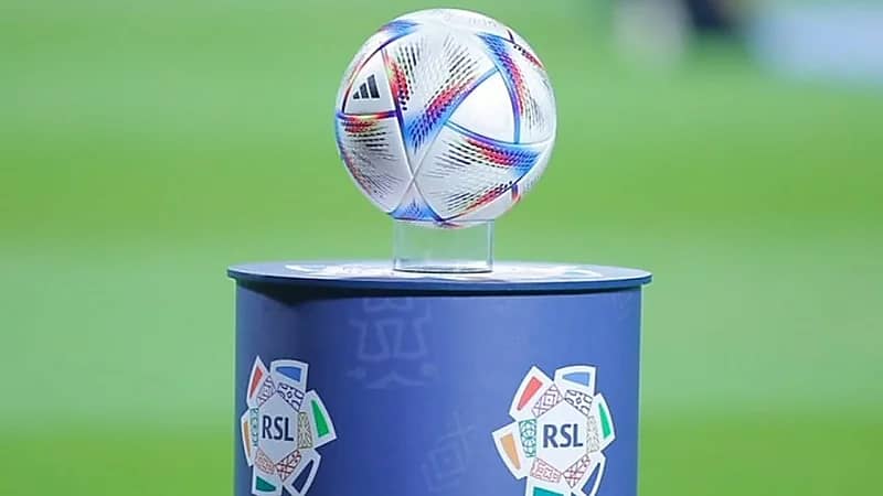 أندية روشن تسعى إلى استقطاب 3 مدربين أوربيين