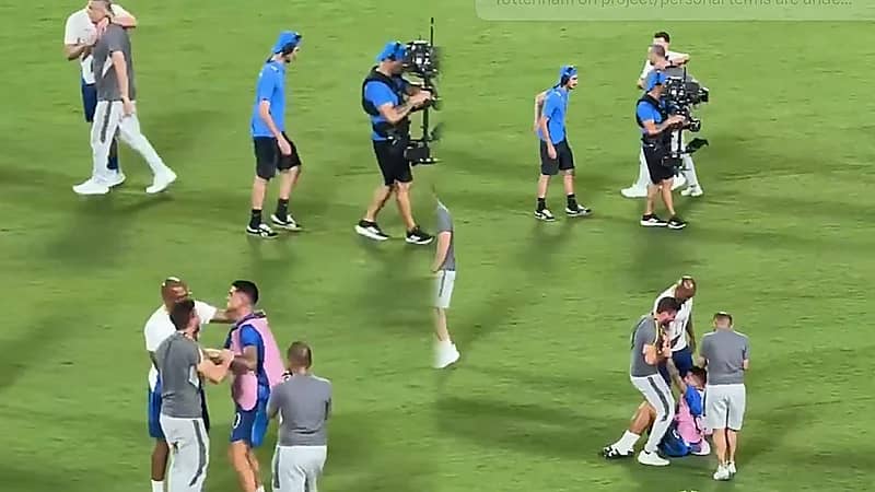 فرحة كانسيلو بعد فوز الزعيم على فريقه السابق مانشيستر سيتي.. فيديو