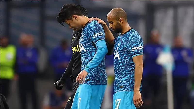 عملية جراحية تهدد مصير الكوري سون في المونديال