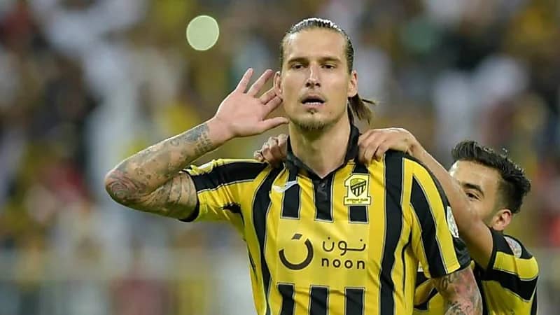 الاتحاد مطالب بـ 70 مليون ريال لبريجوفيتش وسانوغو