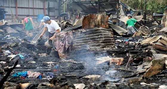 التهام عشرات المنازل في حريق بالفلبين