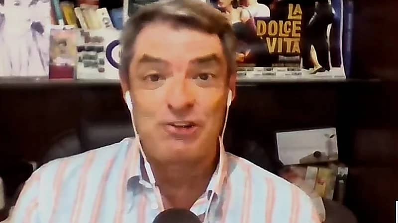 فيكيري: الاتحاد البرازيلي مستعد لدفع الشرط الجزائي لجيسوس.. فيديو