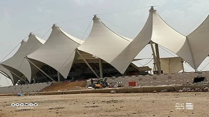 بدء أعمال إزالة استاد الملك فهد استعدادًا لتطويره قبل كأس آسيا 2027 .. صور