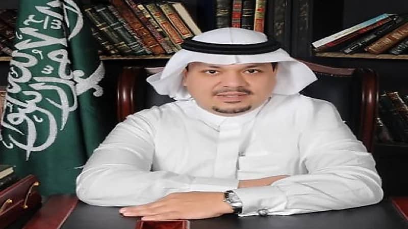 طارق شقرون.. مواطن بالمدينة المنورة يحول خبراته العقارية لنصائح بأسلوب جذاب