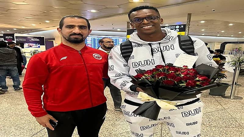 الجبلين يُنهي عقد محترفه بسبب " وزنه الزائد "