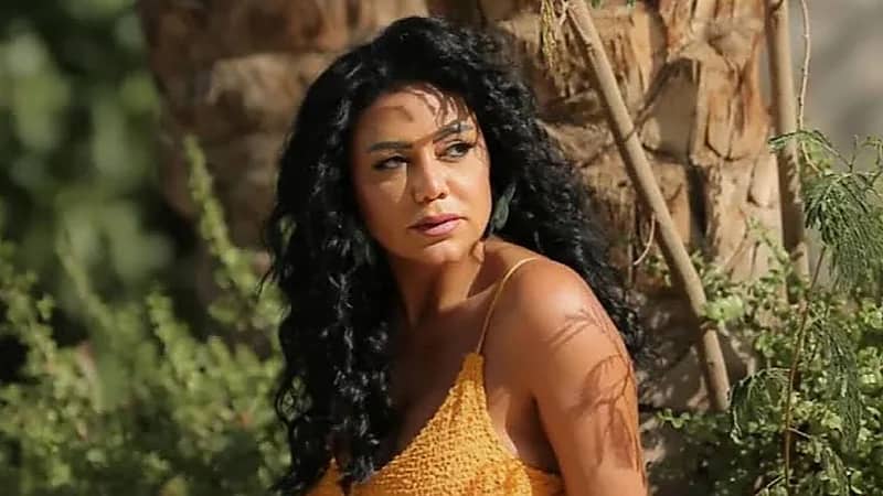 رانيا يوسف تفتتح مدرسة لتعليم الرقص الشرقي