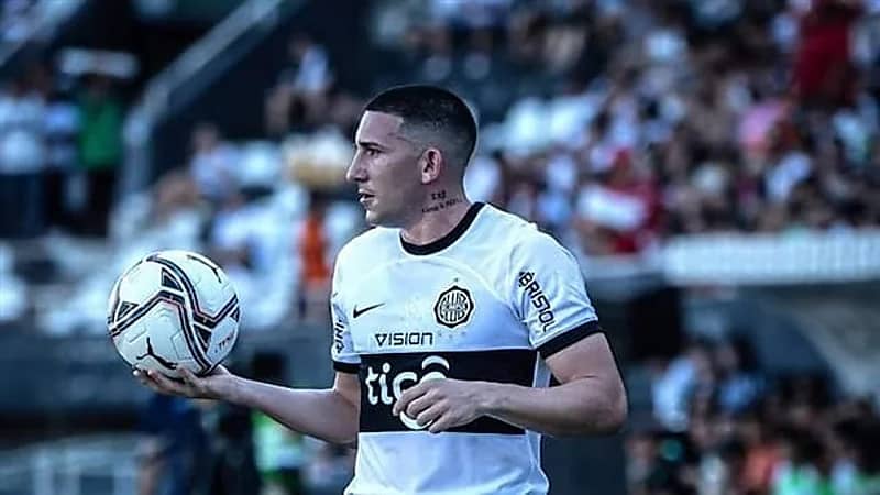 العين الإماراتي يضم الأرجنتيني زبالا