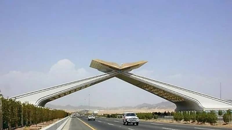 "الجهات المعنية" تفتح تحقيق مُوَسع عقب وفاة 3 طلاب في حادث مروري أثناء الدوام بمكة